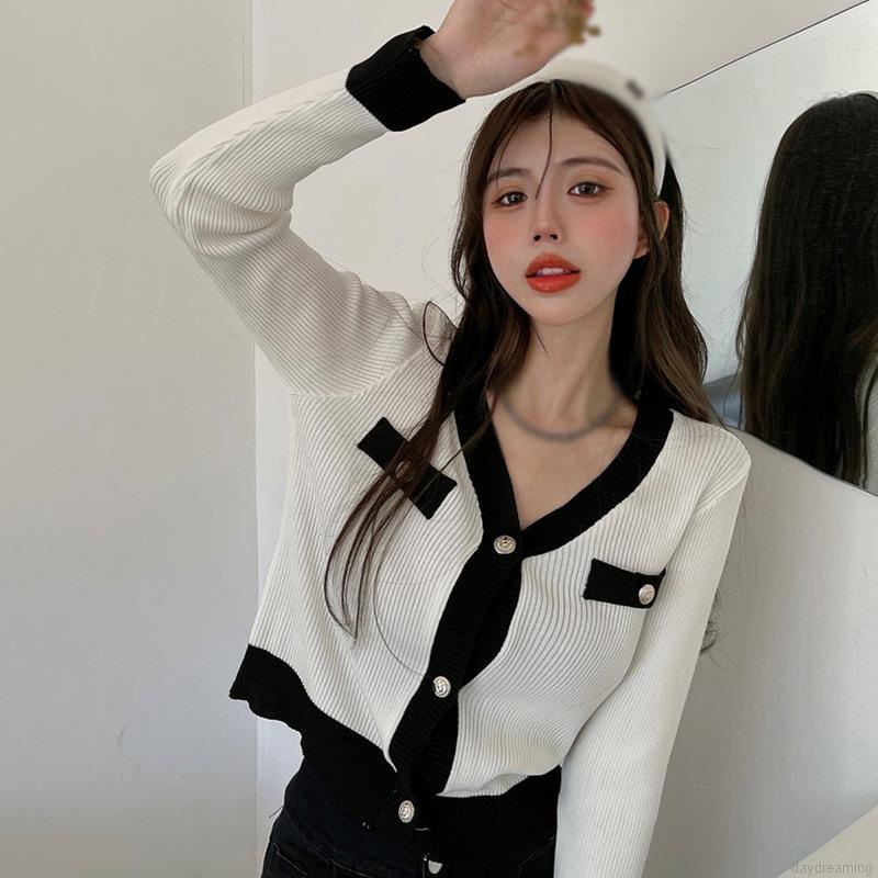 Áo croptop dệt kim tay dài cổ chữ V phối màu