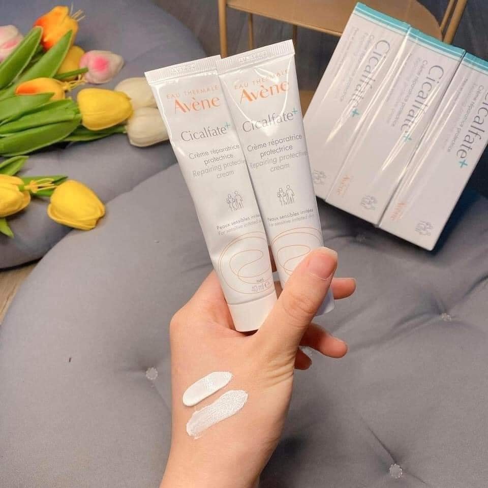 (Tuýp Full &amp; mẫu dùng thử) Kem dưỡng ẩm, phục hồi da Avene Cicalfate Réparatrice Cream