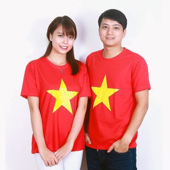 Áo cờ đỏ sao vàng