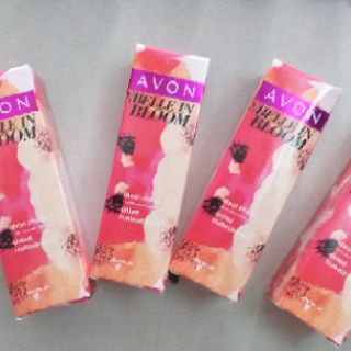 Kem lót avon