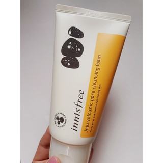 Sữa rửa mặt Innisfree Jeju Volcanic PORE Cleansing Foam (150ml)