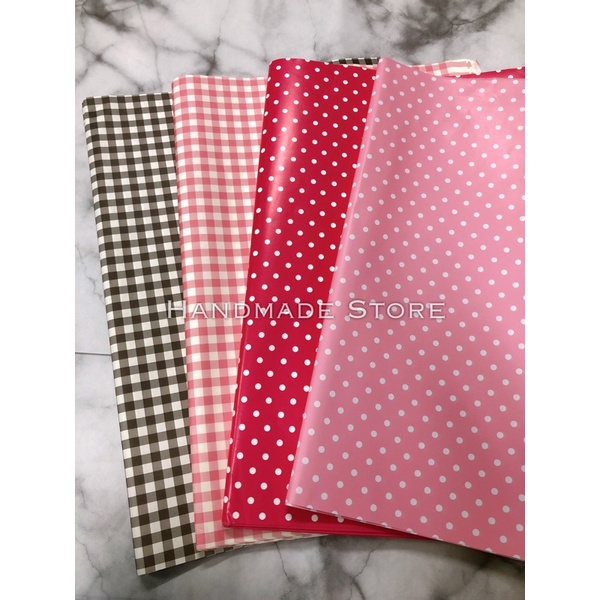 Giấy gói quà, trang trí - Mẫu caro, chấm bi