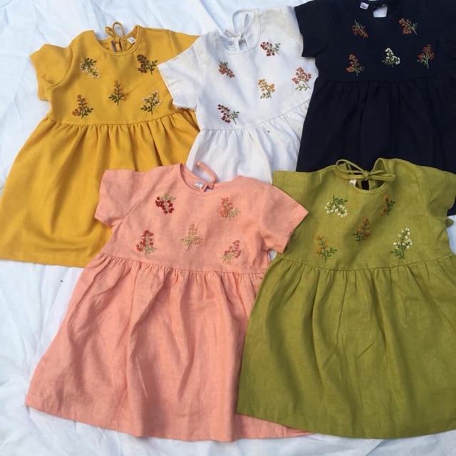 Set 2 áo linen thêu