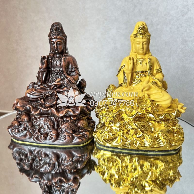 Tượng Phật Bà Quán Thế Âm Bồ Tát Trang Trí Xe Hơi Phù Hộ Độ Trì Cho Gia Chủ