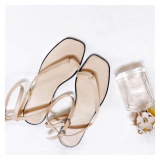Giày sandal dây mảnh xỏ bệt