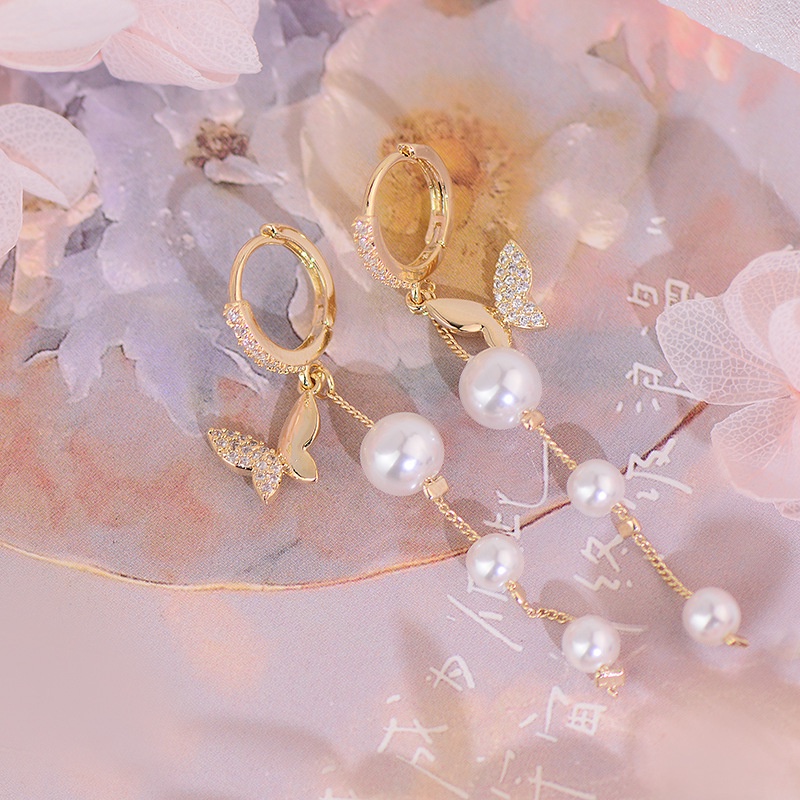 V.I.T House | Bông tai S925 bướm đá vàng hạt châu dài