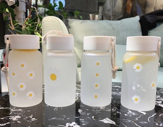 🌼BÌNH NƯỚC HOA CÚC NHỰA NHÁM MỜ🌼