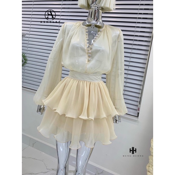 Sét váy dập ly khuy bọc