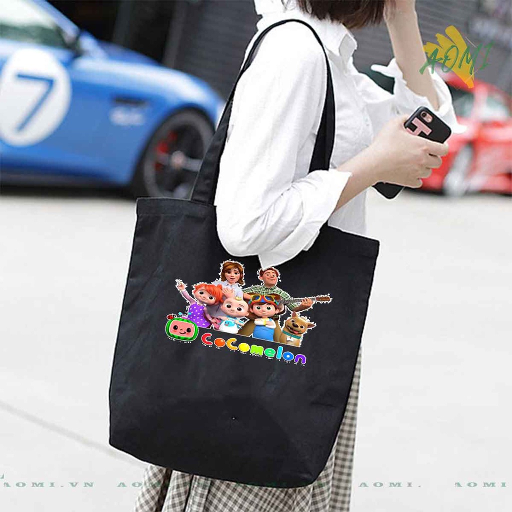 TOTE CANVAS COCOMELON TÚI VẢI ĐEO VAI BAG CÓ KHÓA KÉO SIZE LỚN 33x38cm AOMIVN DU LỊCH DẠO PHỐ