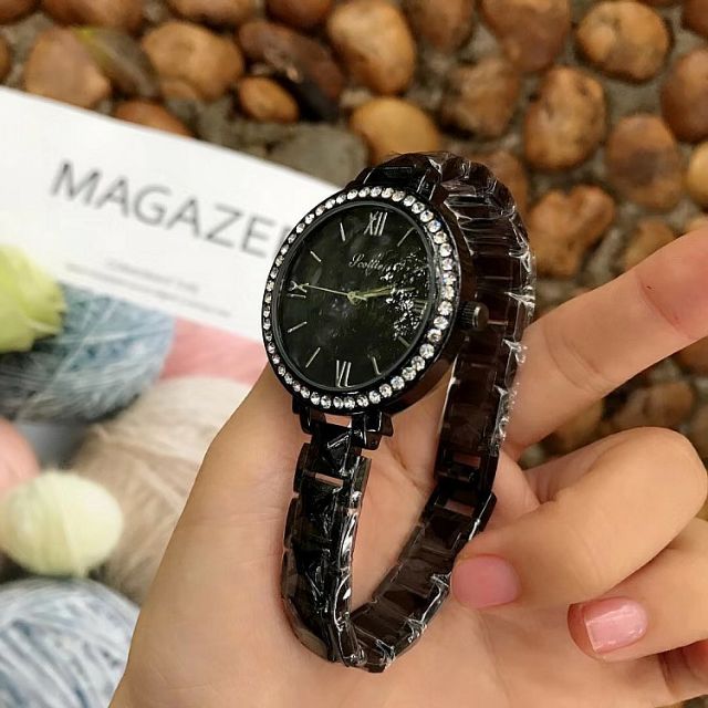 Đồng Hồ Nữ SCOTTIE 8041 Viền Đá Chính Hãng