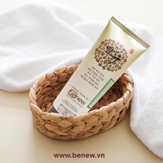 Tẩy tế bào chết thảo dược Benew Hanpang peeling Gel  180ml