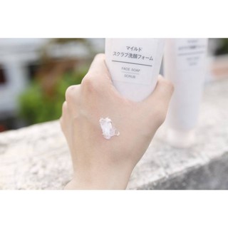SỮA RỬA MẶT TẨY DA CHẾT MUJI FACE SOAP SCRUB 120G