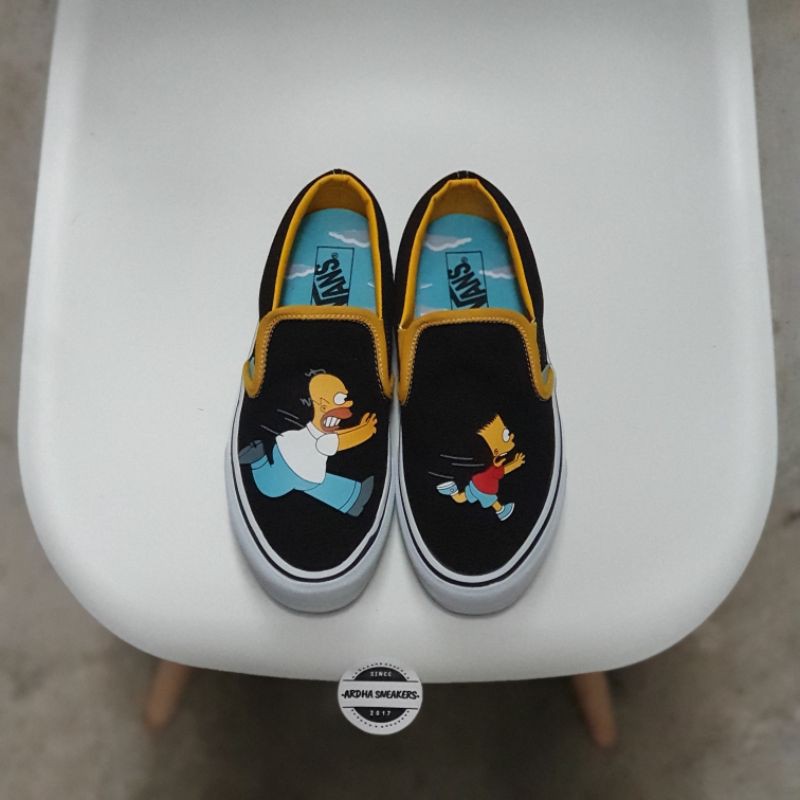 Giày Vans Slip On X Simpsons Đen