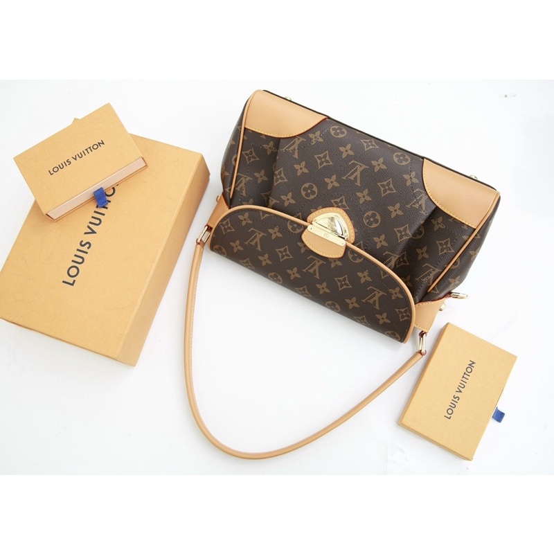 Túi quai xách W266-30 Beverly fullbox nam châm nguyên seal đẹp lắm luôn lót kèm code