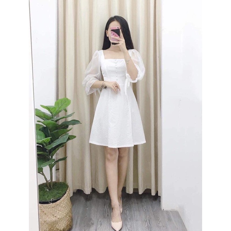 HÌNH CHỤP THẬT- ĐẦM TRẮNG NÚT BỌC