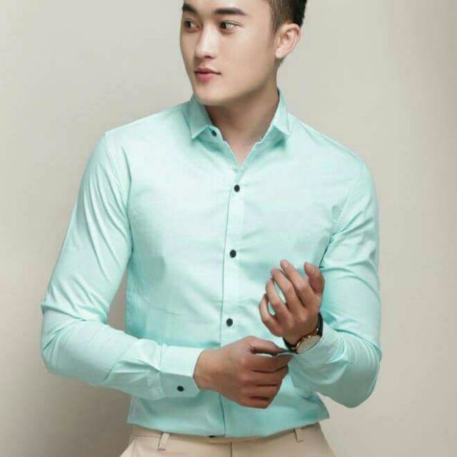 Sơ mi đỏ đô cao cấp không xù không nhăn không bám bụi bóng nhẹ | BigBuy360 - bigbuy360.vn