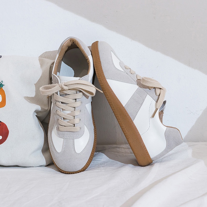 Giày Thể Thao Nữ Thoáng Khí Thời Trang Mới