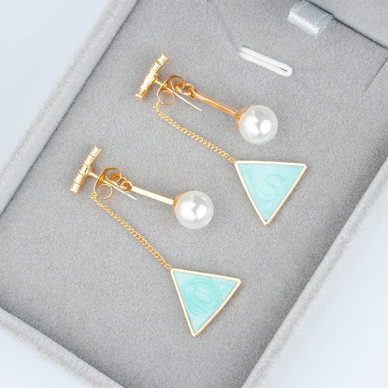 [Mã FASHIONT4FA2 giảm 10K đơn 50K] Fashionable Delicate Pearl Triangular Earrings for Women