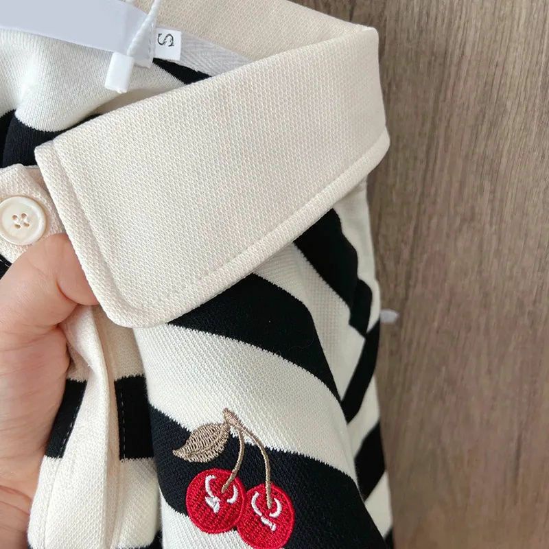 Áo Polo Nữ Ngắn Tay Kẻ Ngang Thêu Hình Quả 🍒  ❤️