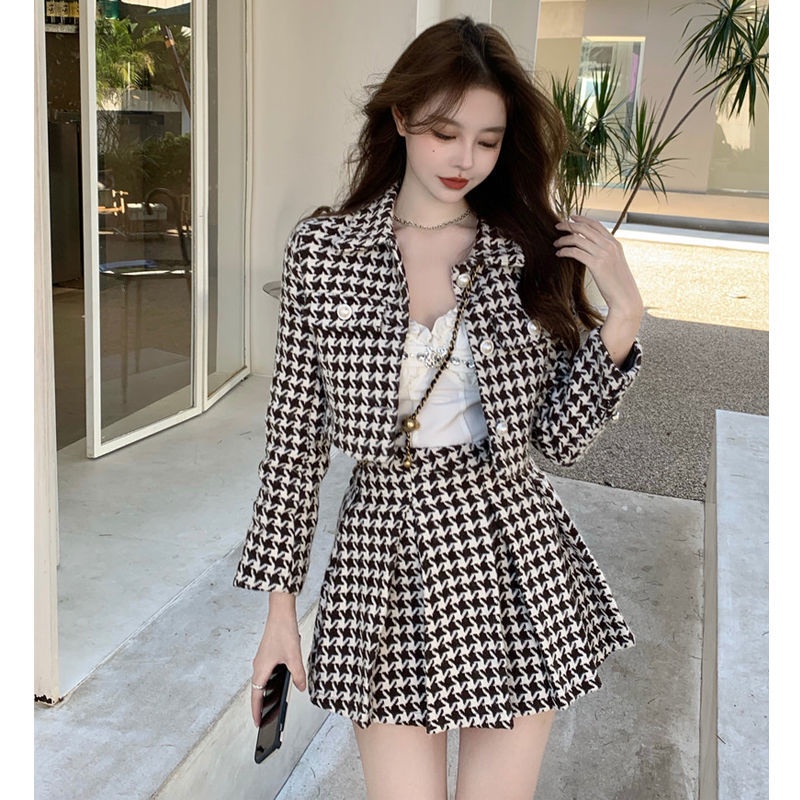 Bộ Áo Khoác + Chân Váy Xếp Ly Sọc Ca Rô Phong Cách Hồng Kông Cổ Điển Thời Trang Mùa Thu Mới Cho Nữ