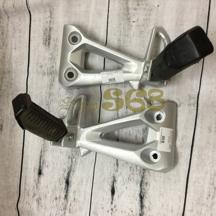 Gác chân sau cho xe Wave S110