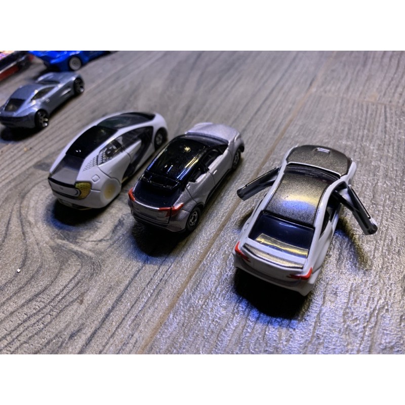 3 xe tomica không hop co the bi trầy nhe hoac khong