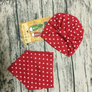 Sét mũ turban + khăn yếm chấm bi đỏ cho bé