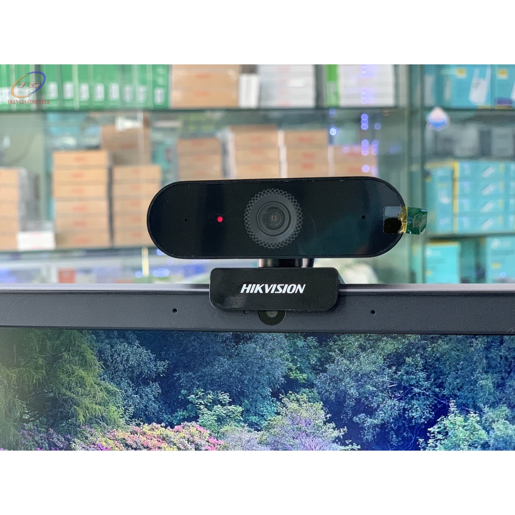 Webcam Hikvision DS-U02/U320 phân giải full HD (1920×1080) tích hợp mic đàm thoại trực tuyến