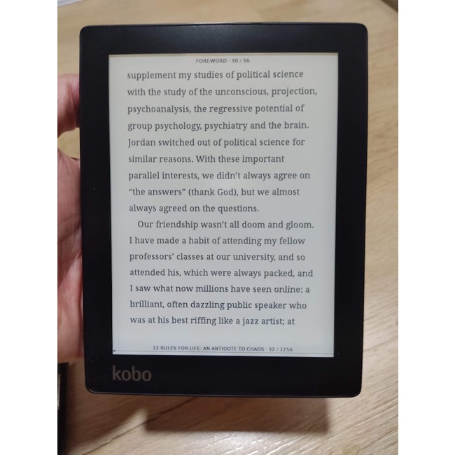 Máy đọc sách Kobo Aura, màn hình phẳng 6inch | BigBuy360 - bigbuy360.vn