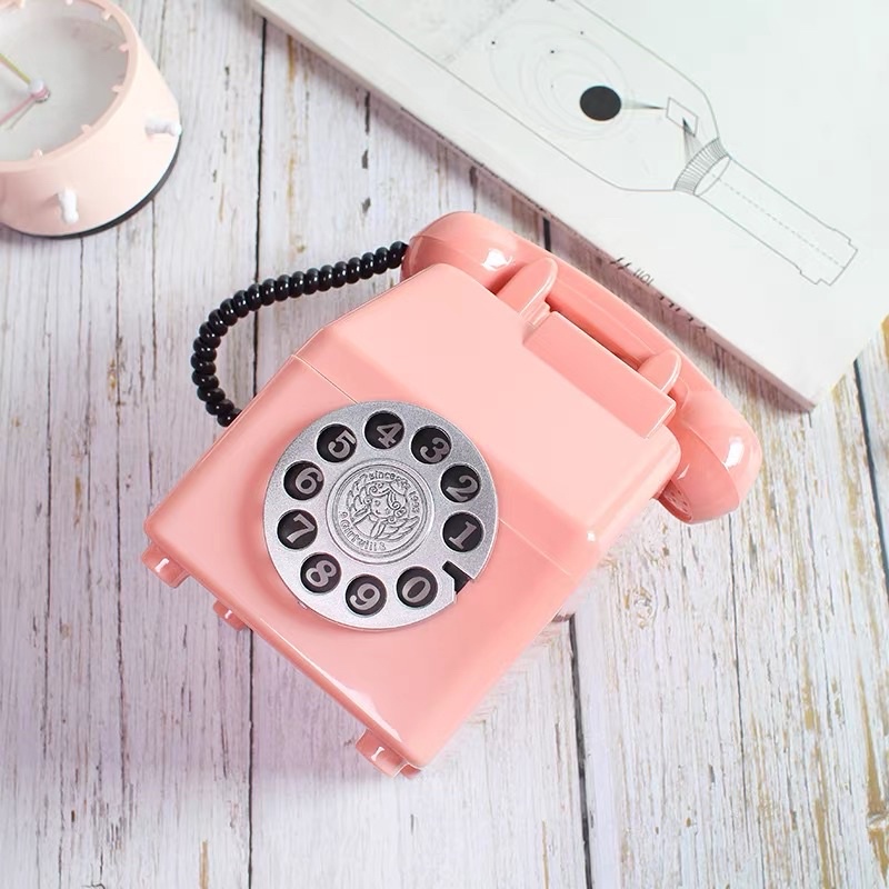 Điện thoại tiết kiệm màu hồng dễ thương