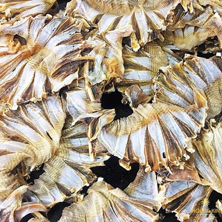 Combo Khô cá đuối + Chỉ vàng + Bánh xoài khách đặt