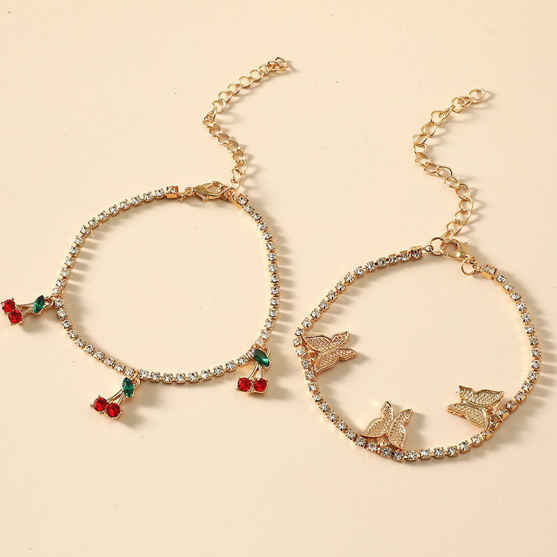 Vòng tay đính đá phong cách Hàn Quốc cho nữ