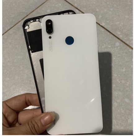 Bộ vỏ huawei nova 3i (gồm sườn,lưng phím tăng giảm,kính cam)