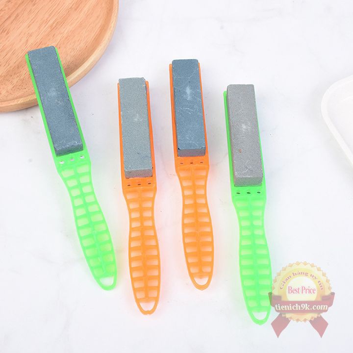 Đá mài dao 2 mặt có cán nhựa cầm tay 12 cm có móc treo
