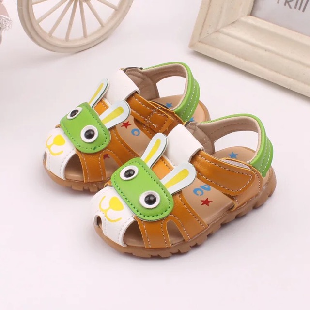 sandal thỏ trẻ em