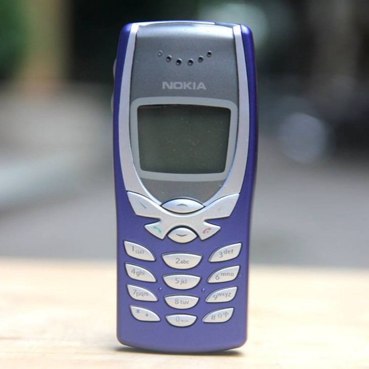 Điện Thoại Nokia 8250 Tồn Kho