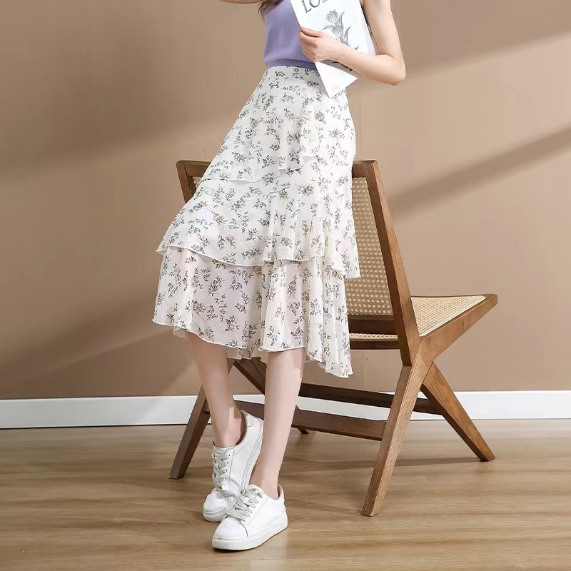 Chân váy dài dáng chữ a xếp tầng in họa tiết hoa nhí xinh xắn thời trang cho nữ