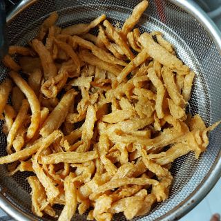 Sườn non chay chiên giòn.