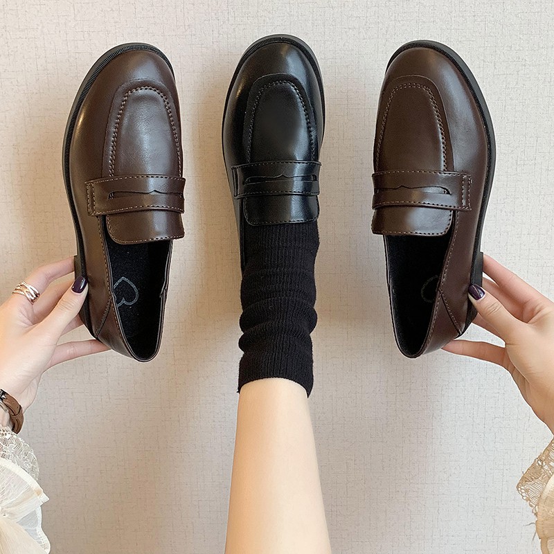 [Order] Mẫu giày Mary Jane trơn 2 màu đen nâu, lên dáng cực xinh