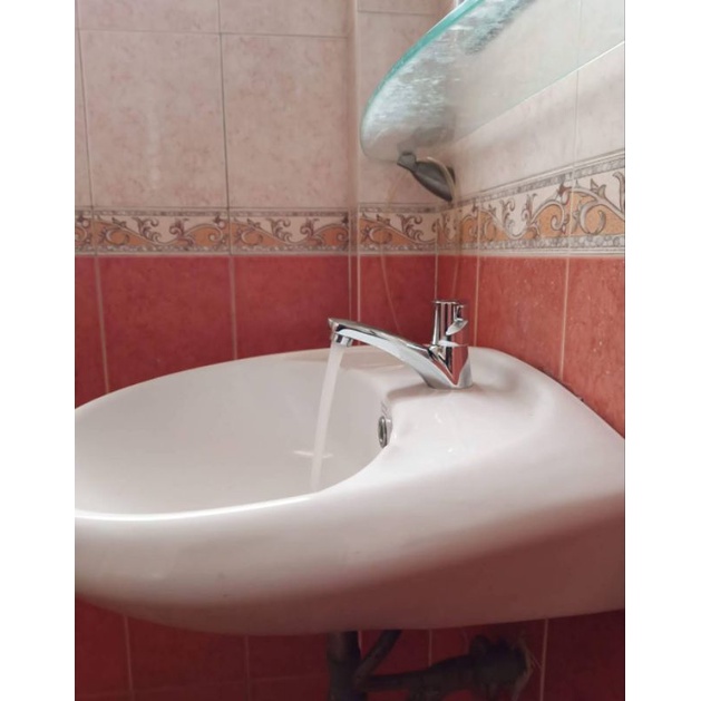 Vòi lavabo lạnh inox bóng kiểu dáng Inax, vòi rửa mặt lạnh. Chọn Hỏa tốc để nhận hàng trong 2h