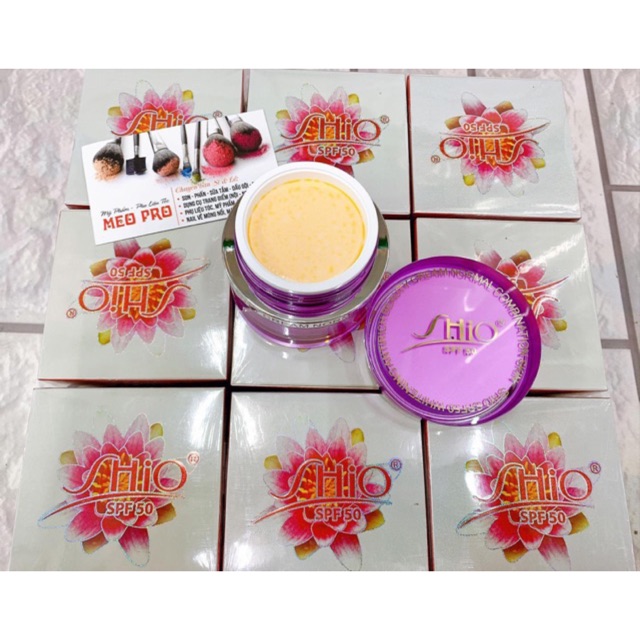 kem-dưỡng -trắng-da-Shio-hồng