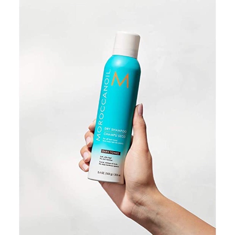 Dầu gội khô Moroccanoil tông cho tóc tối màu