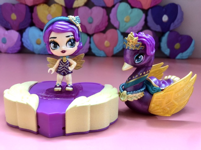 Trứng Hatchimals Pixie Riders kèm ngựa Pony, tiên Fairy