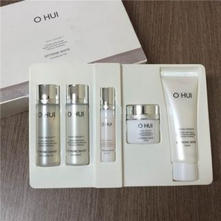 Bộ dưỡng trắng da Ohui 5 món