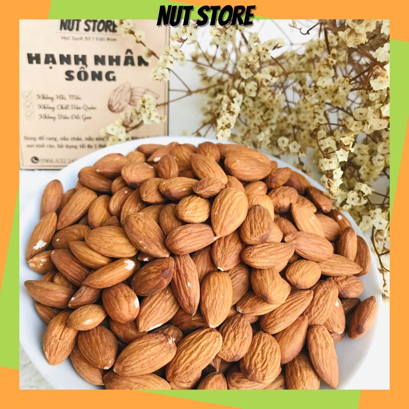 Hạt hạnh nhân tách vỏ sống Nut Store 500g