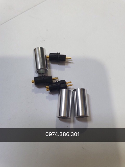 Jack tắc tai nghe 2 chân cao cấp Taiwan mạ vàng 24k. Báo giá 1 cái.