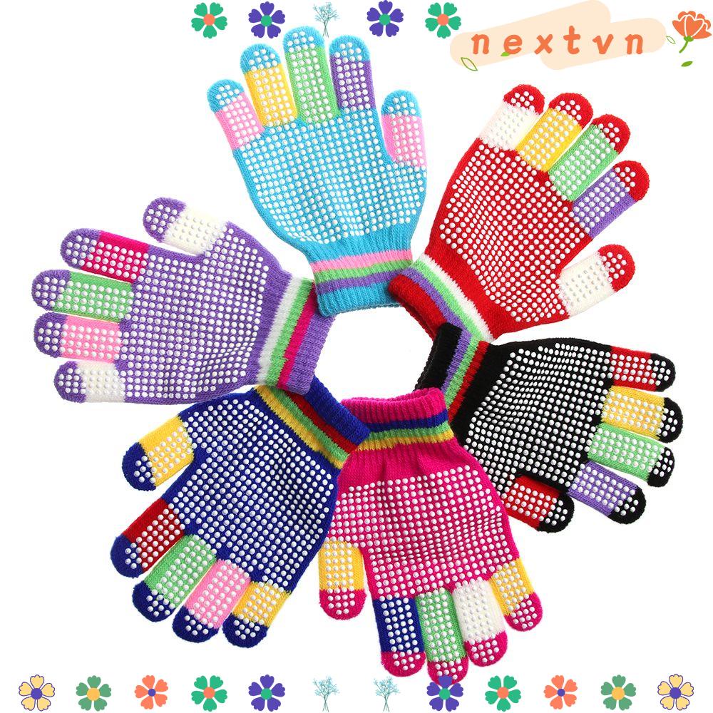 Găng tay đan len giữ ấm chống trượt cho bé