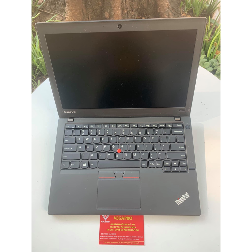 LAPTOP/ MÁY TÍNH XÁCH TAY LENOVO THINKPAD X250 RAM 8GB 12,5INH PIN TRÊN 4H 2 PIN KHỦNG VĂN PHÒNG MƯỢT ĐẸP 98% | WebRaoVat - webraovat.net.vn