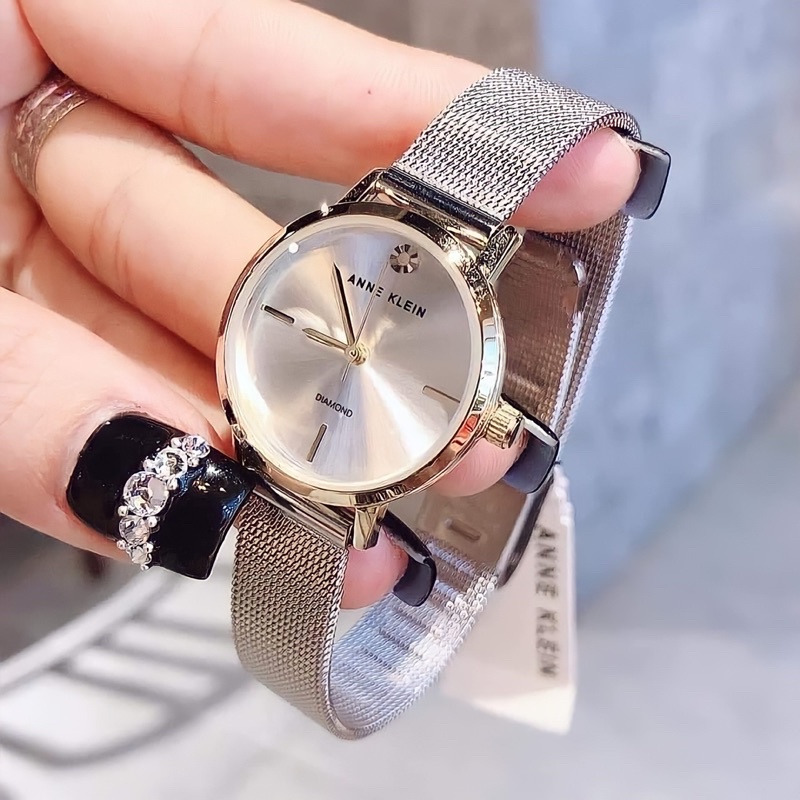 Đồng hồ nữ ANNE KLEIN model AK/3547SVRT dây mesh tone bạc silver trẻ trung