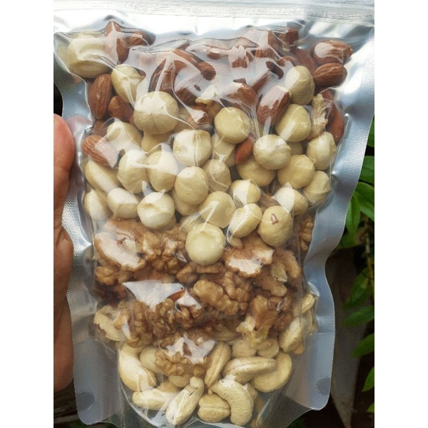 Mix 4 loại hạt dinh dưỡng: Macca, óc chó,hạnh nhân, hạt điều hàng ngon chuẩn | BigBuy360 - bigbuy360.vn